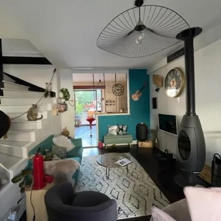 Holiday home Large Duplex With Terrace And Pool In