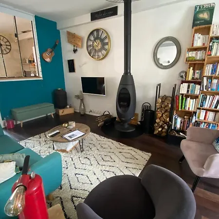 Large Duplex With Terrace And Pool In *